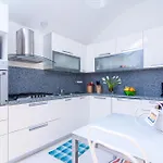 Lägenhet Penthouse Three Bedrooms