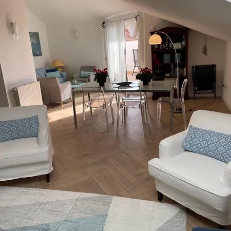 Penthouse Three Bedrooms *