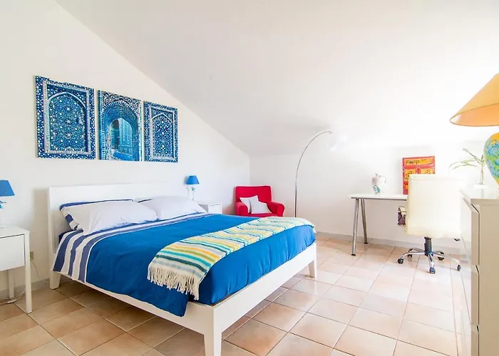 Penthouse Three Bedrooms Apartment Sanremo