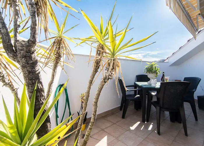 Penthouse Three Bedrooms *