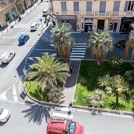 Penthouse Three Bedrooms Apartment Sanremo