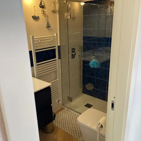 Penthouse Three Bedrooms Apartment Sanremo