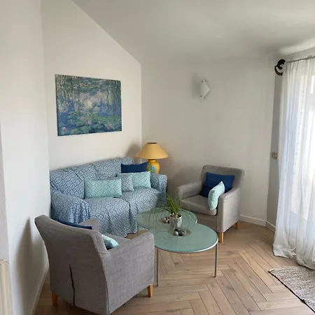 Penthouse Three Bedrooms Sanremo